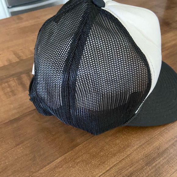 VINTAGE Farm Aid Concert Trucker Mesh Snapback Cap Deadstock RETRO 1987? Hipster - Picture 6 of 12